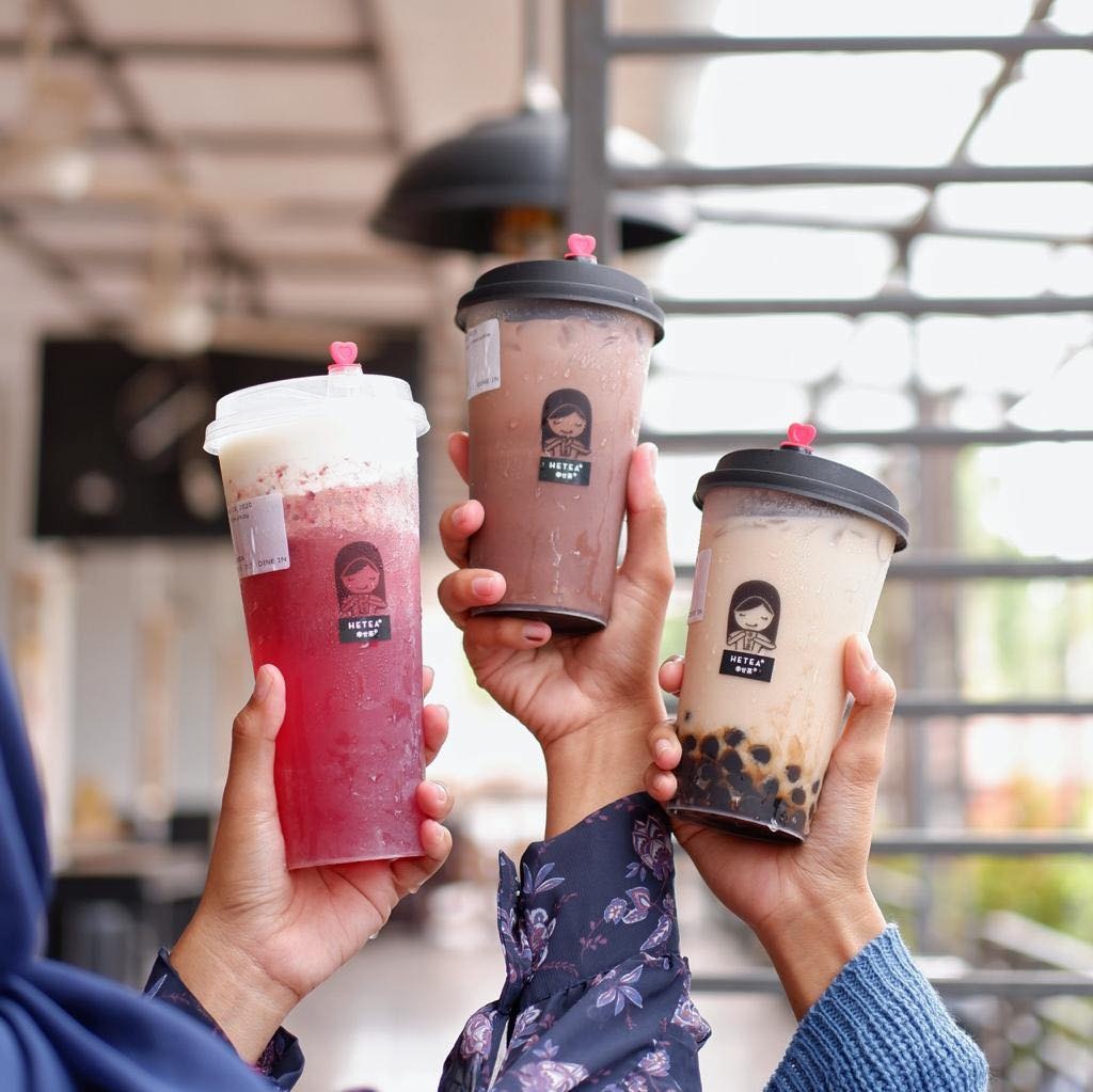 Boba Milk Tea Minuman Segar untuk Takjil