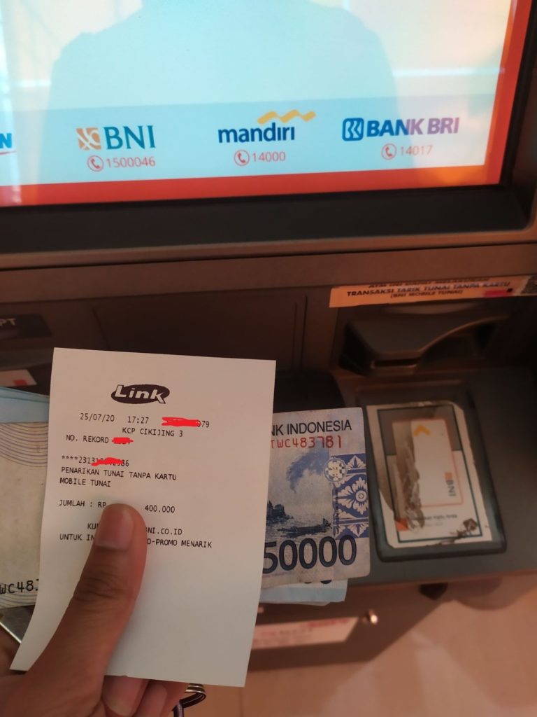 Bukti tarik tunai tanpa kartu atm