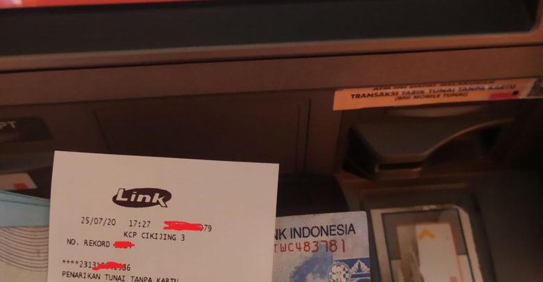 Bukti tarik uang tanpa kartu atm